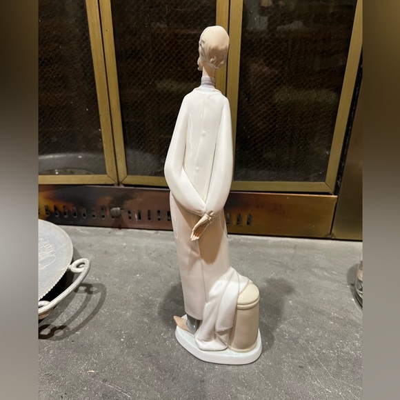 Doctor Lladro - Picture 4 of 5